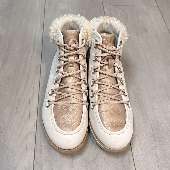 SOREL Women's Harlow Lace Lux Waterproof Leather Booties, Size 8.5 - Picture 2 of 10